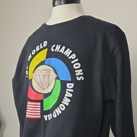 Diamond Supply Co. “World Champions ’98” Black Crewneck Sweatshirt – USA Flag - Picture 2 of 9